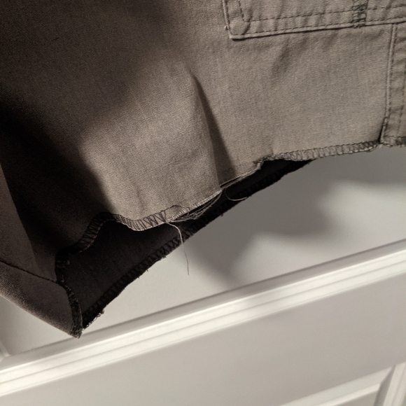 Shorts - Picture 5 of 5